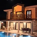 别墅 Dalyan Emirhan *